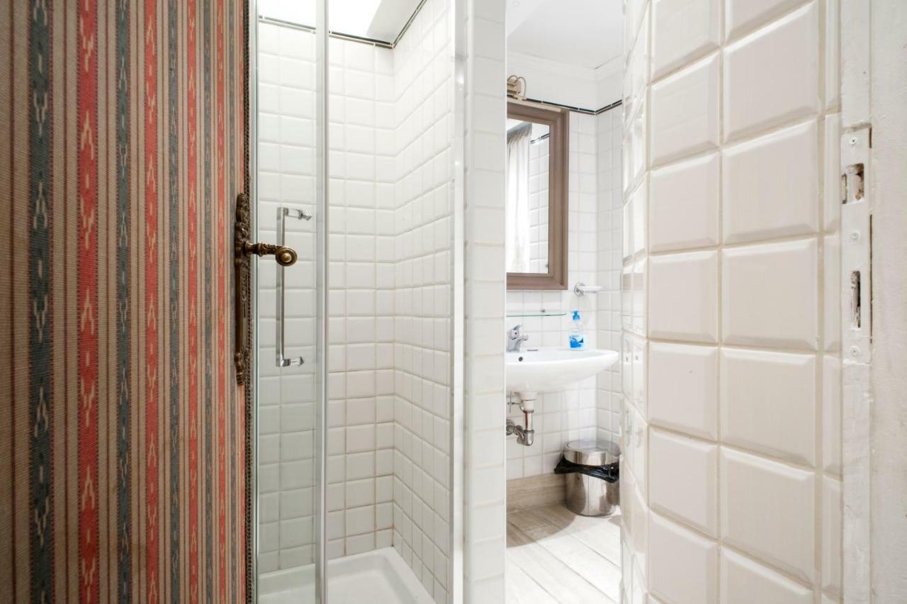 Santa Cecilia Apartment In Via Del Corso ローマ エクステリア 写真